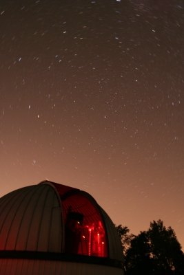 A starry night at the Warren Rupp Observatory.